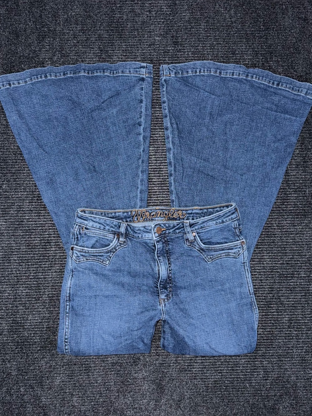 Wrangler Retro High Rise Trumpet Super Flare Bell Bottom Jean 32x34 Western Boho